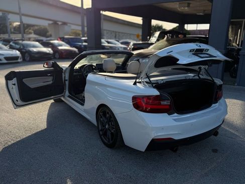 Used 2016 BMW M235i xDrive Convertible image 27