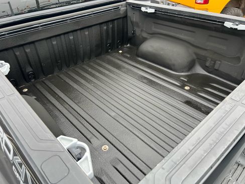 Used 2016 Toyota Tundra SR5 image 26