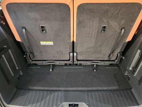 New 2025 Volkswagen ID. Buzz Pro S image 21