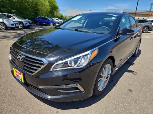 Used 2015 Hyundai Sonata Limited w/ Option Group 06 FWD image 7