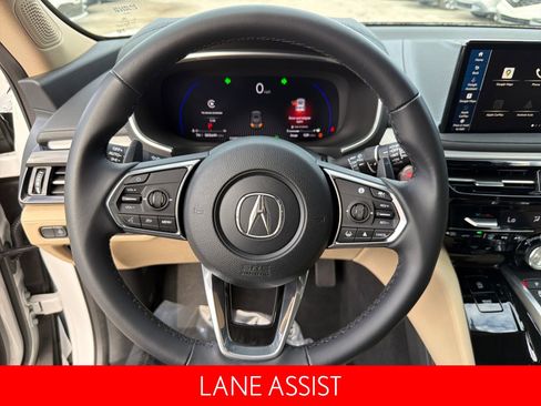 Used 2025 Acura MDX FWD image 12