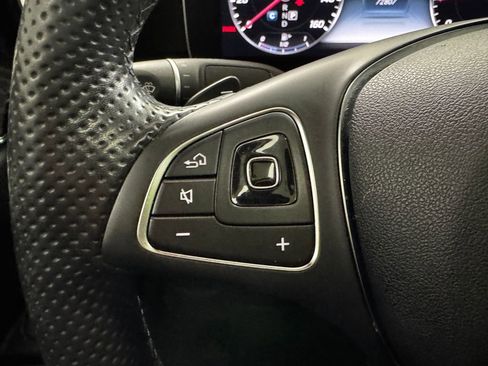 Used 2018 Mercedes-Benz E 300 4MATIC image 25