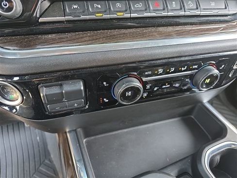 Certified 2025 Chevrolet Silverado 1500 RST AWD/4WD image 19