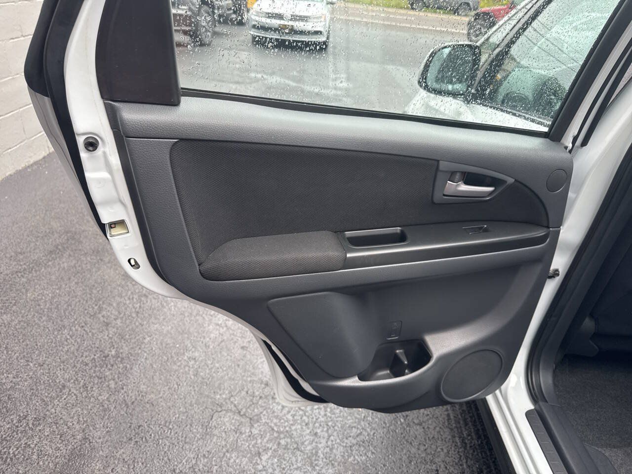 Used 2012 Suzuki SX4 Premium AWD/4WD image 17