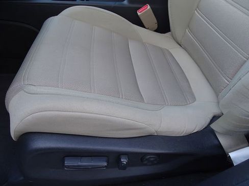 Used 2019 Honda CR-V EX image 24