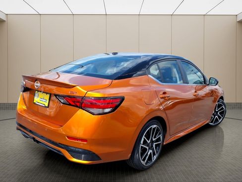Used 2024 Nissan Sentra SR w/ SR Premium Package FWD image 8