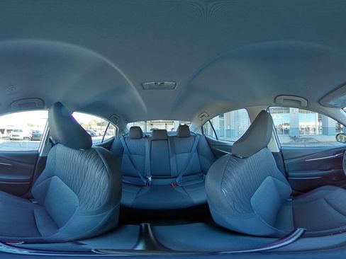 Used 2025 Toyota Camry LE image 41