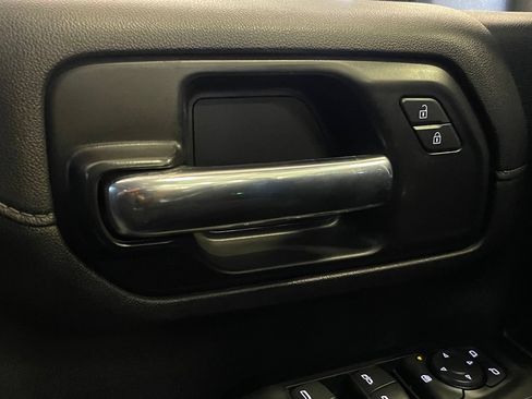 Used 2023 Chevrolet Silverado 2500 LT w/ Convenience Package AWD/4WD image 12