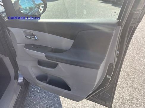 Used 2016 Honda Odyssey SE image 4
