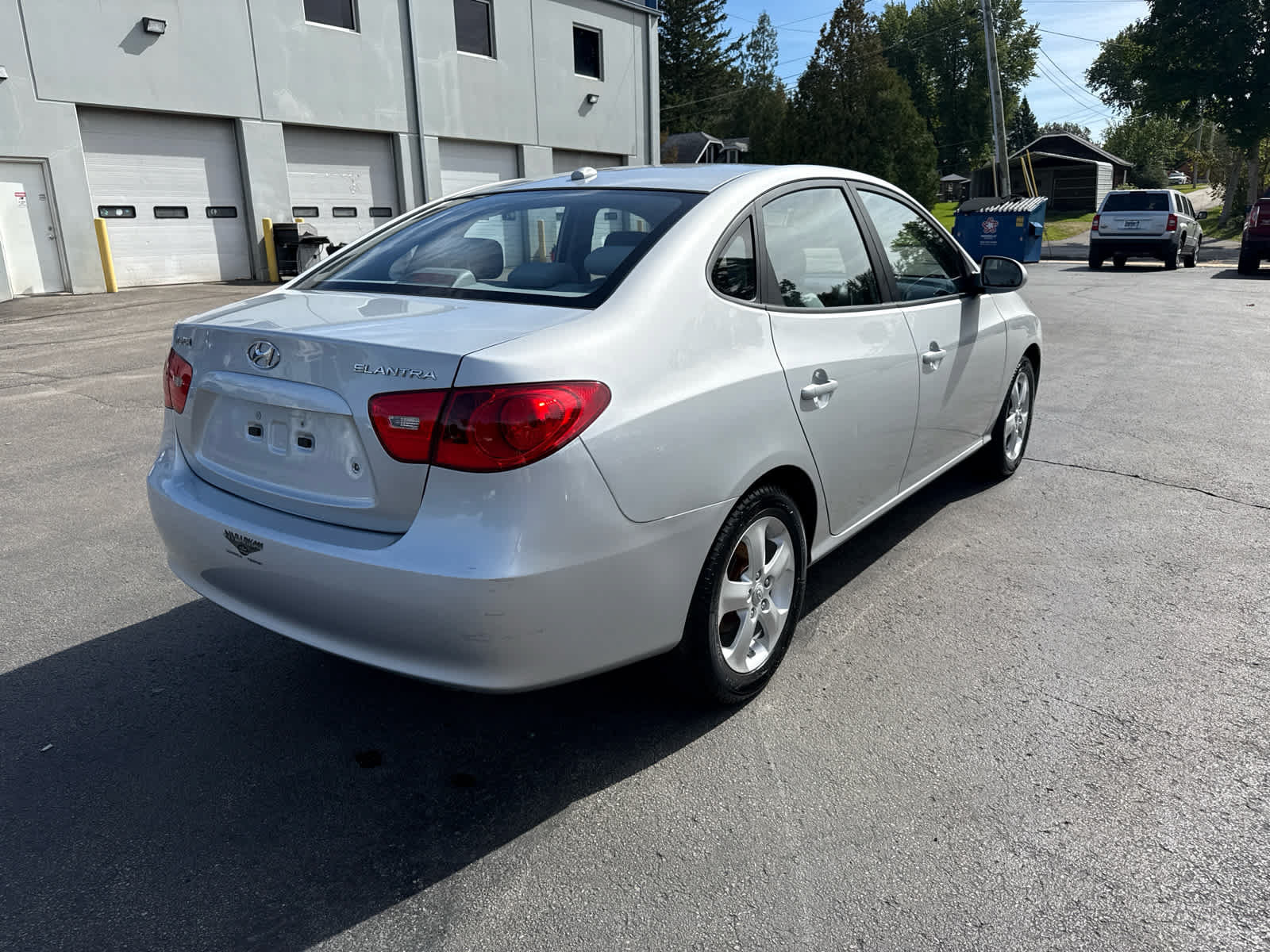 Used 2009 Hyundai Elantra SE FWD image 3