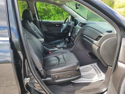 Used 2015 Chevrolet Traverse LT w/ LPO, 'HIT The Road' Package AWD/4WD image 12