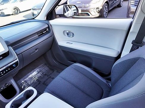 Certified 2024 Hyundai Ioniq 5 SEL RWD image 22