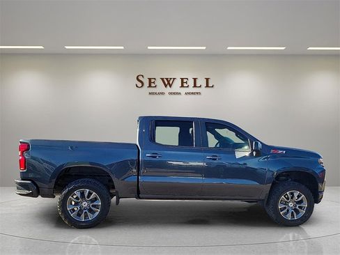 Used 2021 Chevrolet Silverado 1500 RST w/ Z71 Off-Road Package image 6