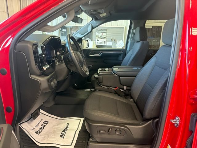 Used 2022 Chevrolet Silverado 1500 RST AWD/4WD image 11