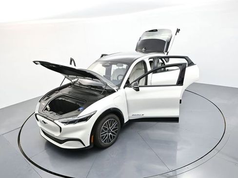 New 2024 Ford Mustang Mach-E Premium image 36