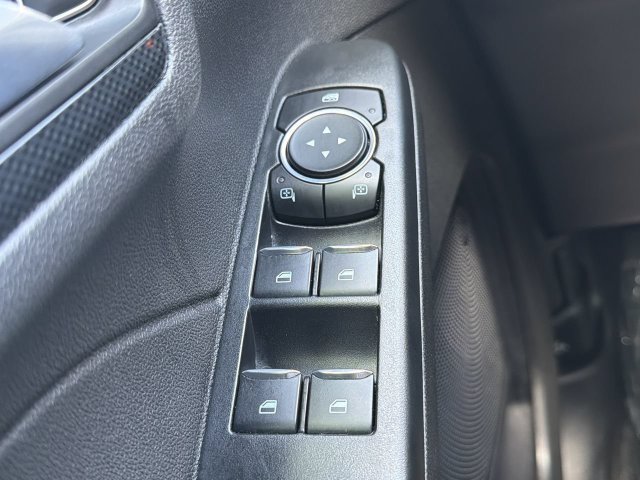 Used 2024 Ford Escape ST-Line FWD image 21