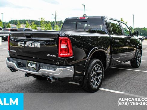 Used 2025 RAM 1500 Laramie AWD/4WD image 5