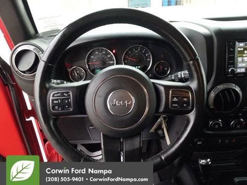 Used 2018 Jeep Wrangler Unlimited Sport w/ Connectivity Group image 14