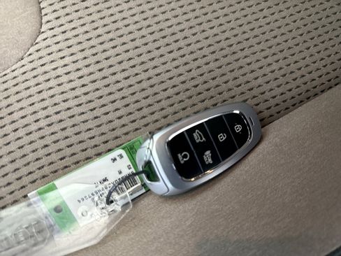 Used 2023 Hyundai Santa Fe SEL AWD/4WD image 11