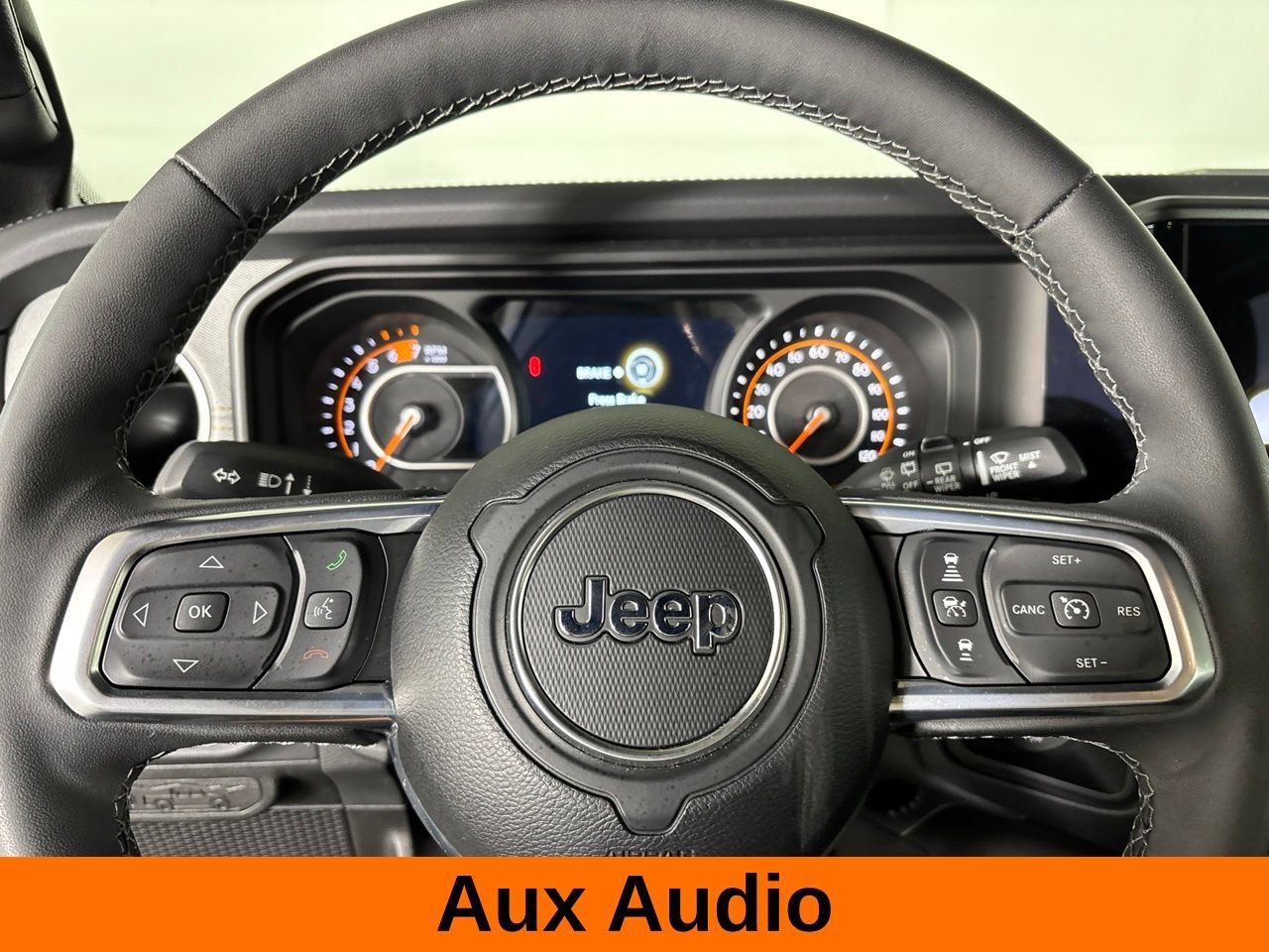 Used 2026 Jeep Wrangler Unlimited Sahara AWD/4WD image 14