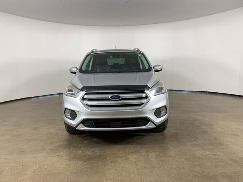 Used 2019 Ford Escape Titanium image 3