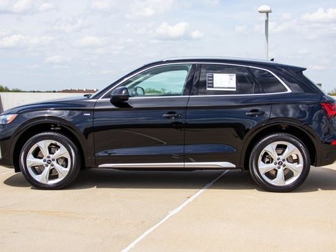 Certified 2023 Audi Q5 2.0T Premium Plus w/ Premium Plus Package AWD/4WD image 8