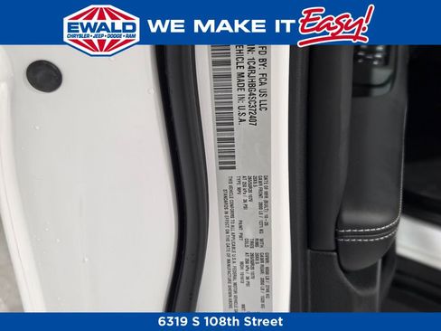 New 2025 Jeep Grand Cherokee Limited image 25