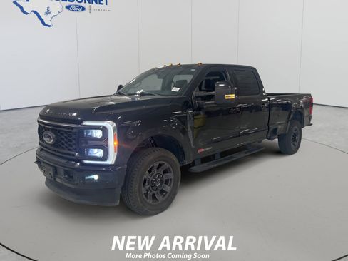 Used 2023 Ford F350 Lariat w/ Lariat Ultimate Package AWD/4WD image 1