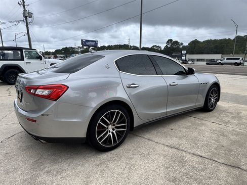Used 2017 Maserati Ghibli S Q4 AWD/4WD image 5
