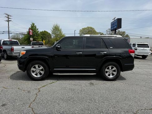 Used 2011 Toyota 4Runner SR5 image 4