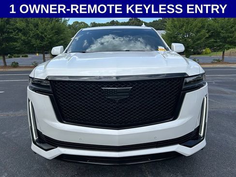 Used 2024 Cadillac Escalade Sport w/ Touring Package AWD/4WD image 15