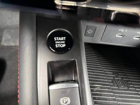 New 2026 Nissan Kicks SR image 20