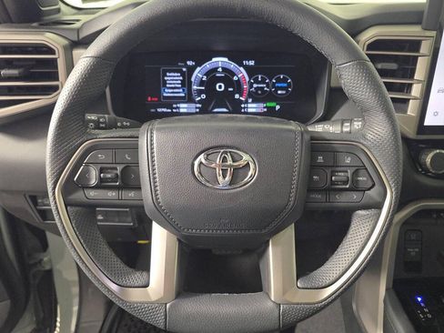 Used 2025 Toyota Sequoia Limited AWD/4WD image 9