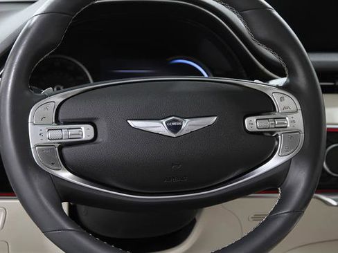 Certified 2024 Genesis GV70 2.5T w/ Advanced Package image 7