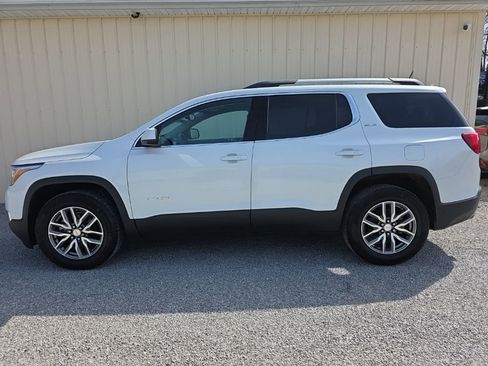 Used 2018 GMC Acadia SLE FWD image 13