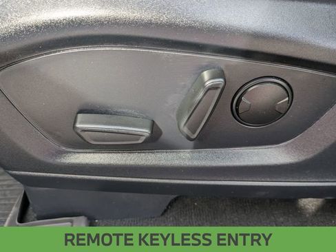 Used 2025 Ford Explorer ST image 16