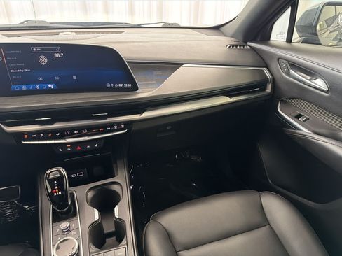 Used 2024 Cadillac XT4 Sport w/ Cold Weather Package FWD image 27