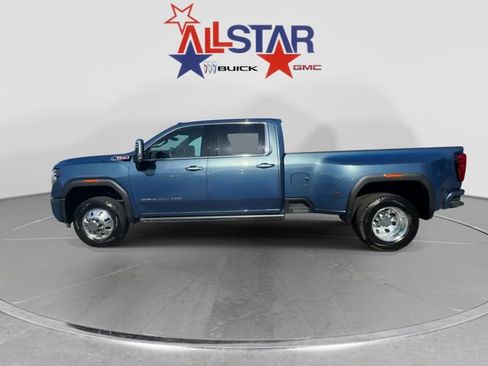 Used 2026 GMC Sierra 3500 Denali w/ Technology Package AWD/4WD image 4