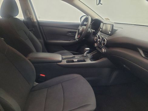 Used 2025 Nissan Sentra S image 21