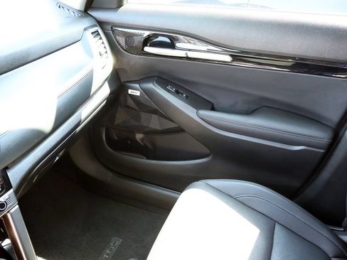 Used 2025 Kia Seltos SX w/ SX Sunroof Package AWD/4WD image 27
