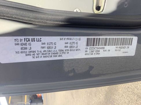 Used 2017 Dodge Charger R/T RWD image 21