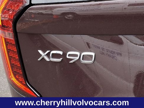 New 2025 Volvo XC90 B5 Core w/ Protection Package Premier image 29