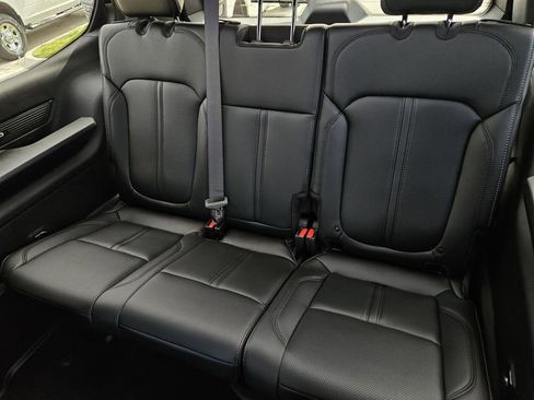 New 2026 Jeep Grand Wagoneer 4WD image 12