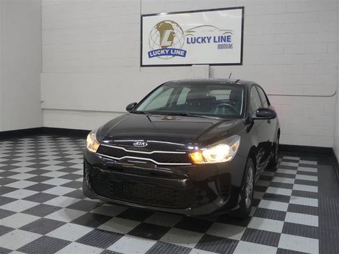 Used 2020 Kia Rio S FWD image 4