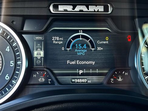 Used 2025 RAM 1500 Laramie image 17