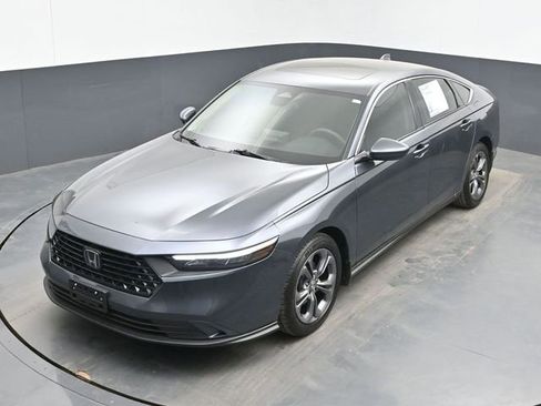 Used 2023 Honda Accord EX image 15