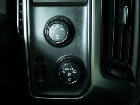 Used 2016 Chevrolet Silverado 1500 LTZ w/ Sport Package AWD/4WD image 22