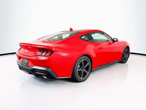 Used 2024 Ford Mustang Premium image 9