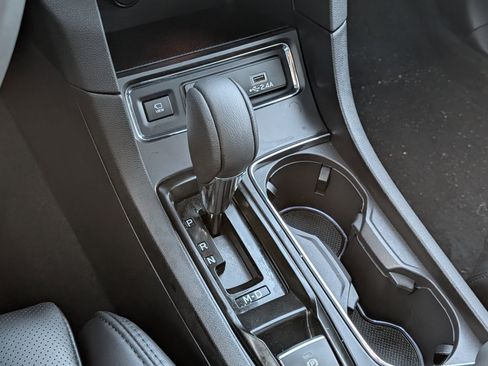 Used 2025 Subaru Ascent Bronze Edition w/ Popular Package #2 image 24