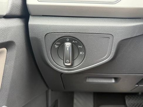 Used 2021 Volkswagen Atlas SE w/ Panoramic Sunroof Package FWD image 35